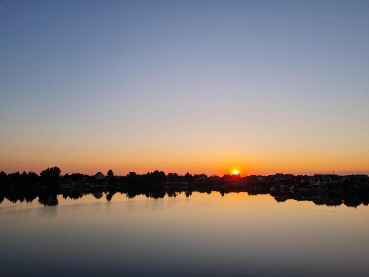 Vila Ferie Dunajska Luzna Екстериор снимка