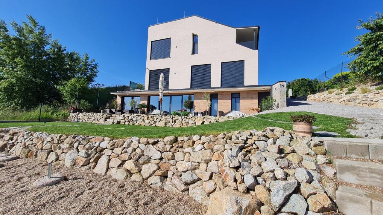 Vila Ferie Dunajska Luzna Екстериор снимка