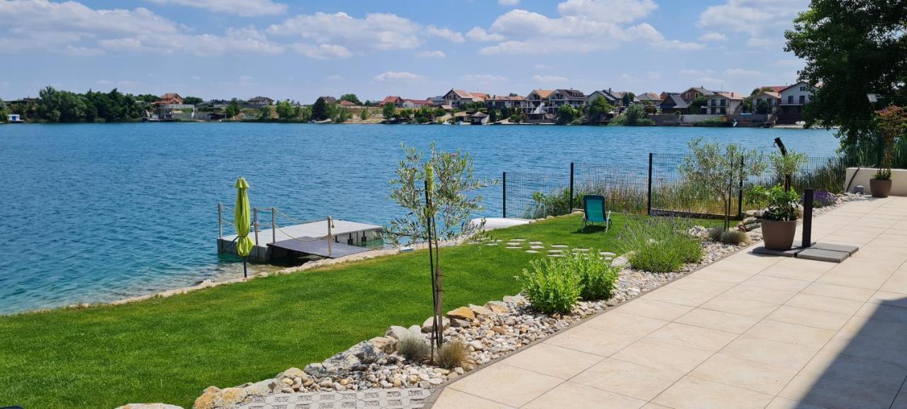 Vila Ferie Dunajska Luzna Екстериор снимка